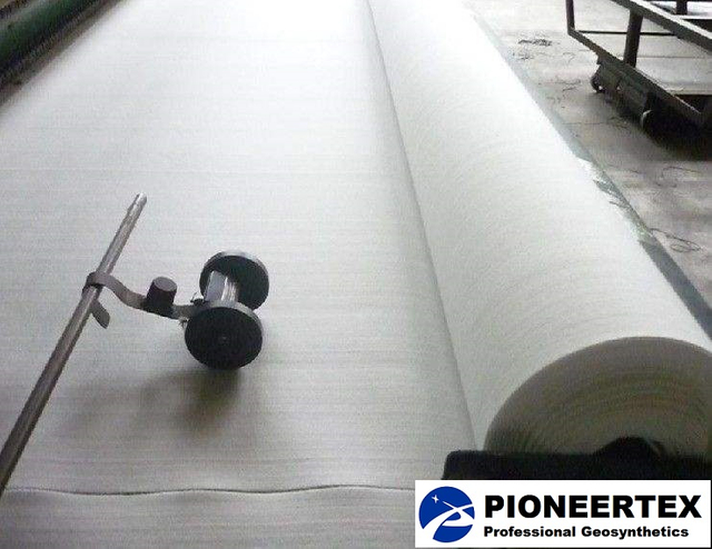 700GSM High Strength PP Staple Fiber Needle Punch Nonwoven Geotextile Bags Sand Containers