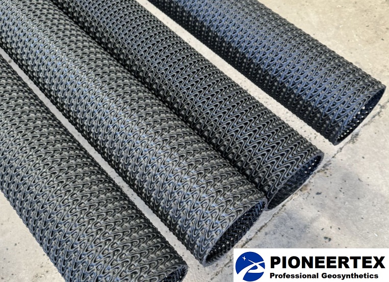 Subsoil Rigid permeable pipe 2