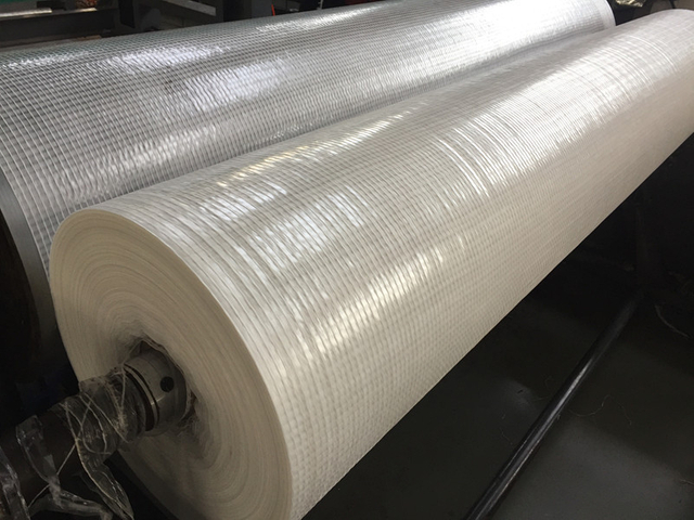 Woven Or Nonwoven Geotextile Reinforced HDPE Geomembrane Composite ( LLDPE Or PVC ) Scrim Reinforced Composite Geomembrane