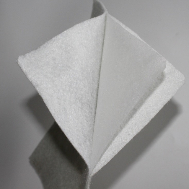 300gsm Nonwoven Geotextile Laminated with 1.5mm HDPE Composite Geomembrane Liner For Fish Pond or other waterproof projects