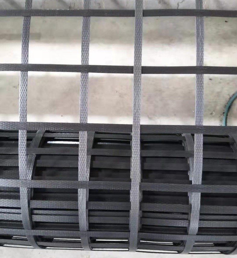 PP Or PET Belt Welded Composite Geogrid For Soft Soil Foundation