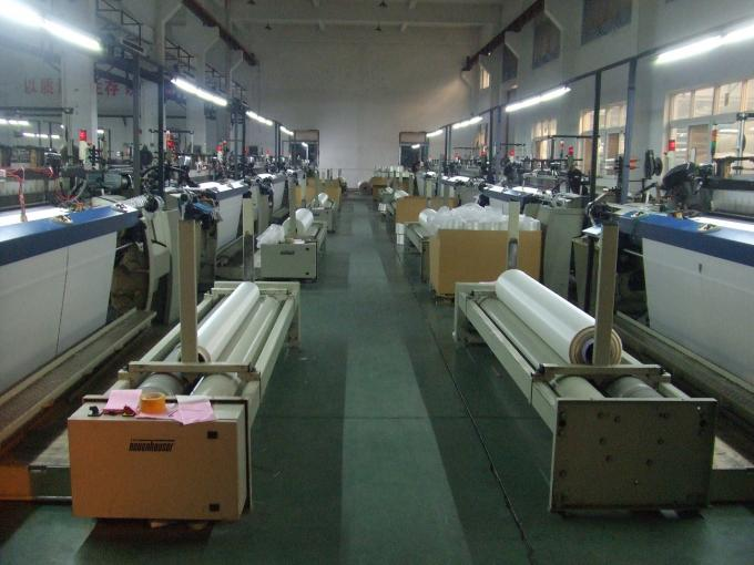 400-50 KN/M High strength PET Multifilament woven geotextile for soft soil reinforcement with low elongation at break 1